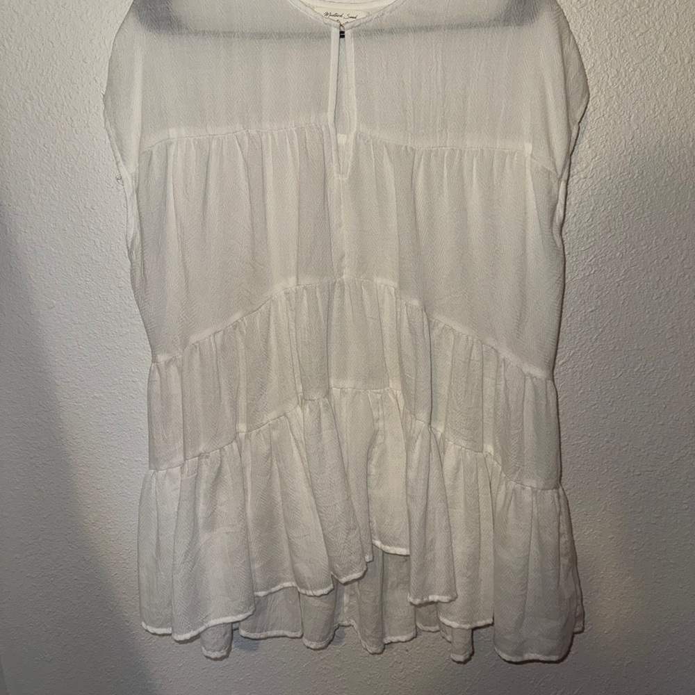 Mustard Seed White Sleeveless Tiered Blouse‎